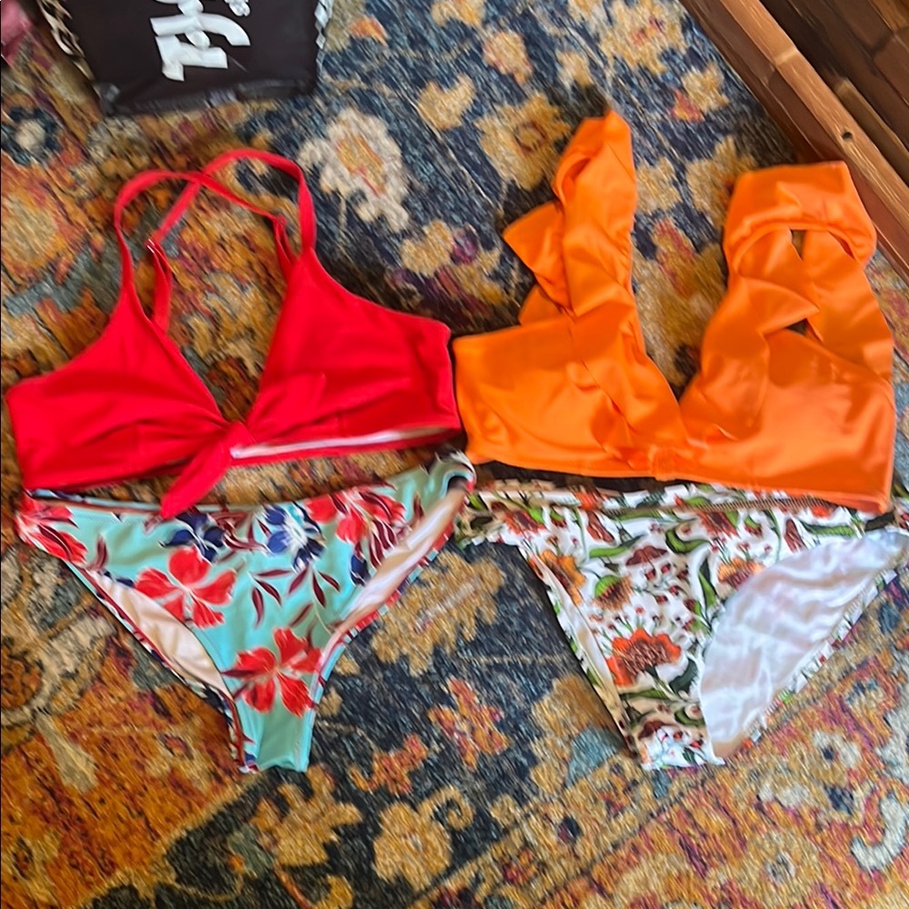 Cupshe Red and Blue Floral Bikini Set